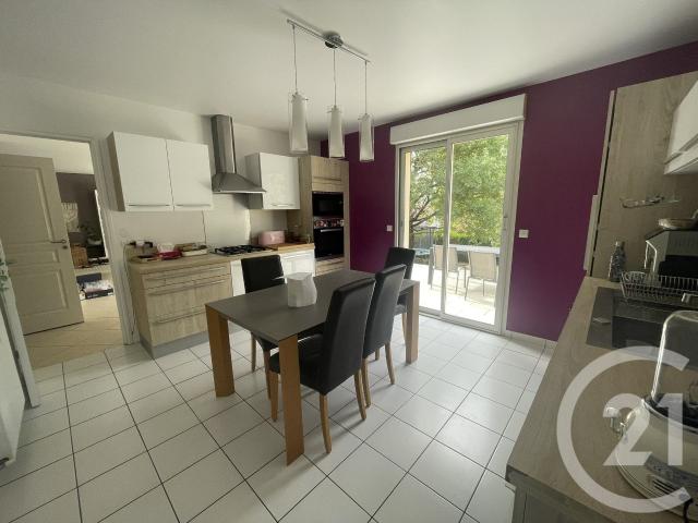 Maison 6 pièces 157 m²