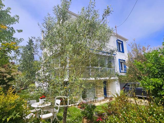 Maison 6 pièces 157 m²