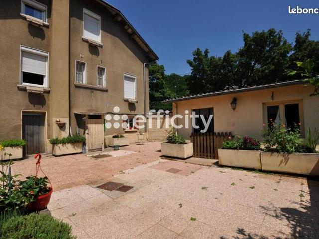 Maison 6 pièces 157 m²
