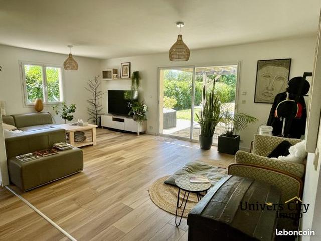 Maison 6 pièces 157 m²