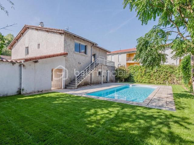 Maison 5 pièces 158 m²