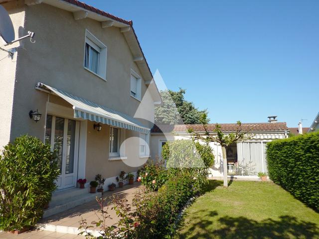 Maison 6 pièces 158 m²