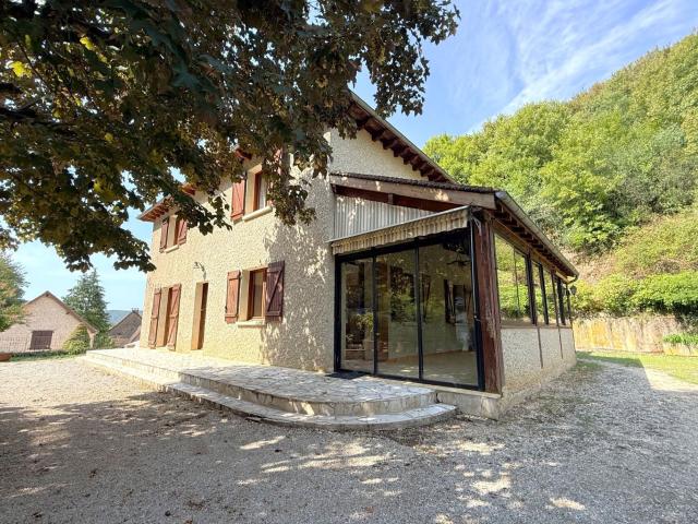 Maison 6 pièces 158 m²
