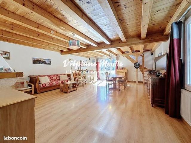Maison 6 pièces 158 m²