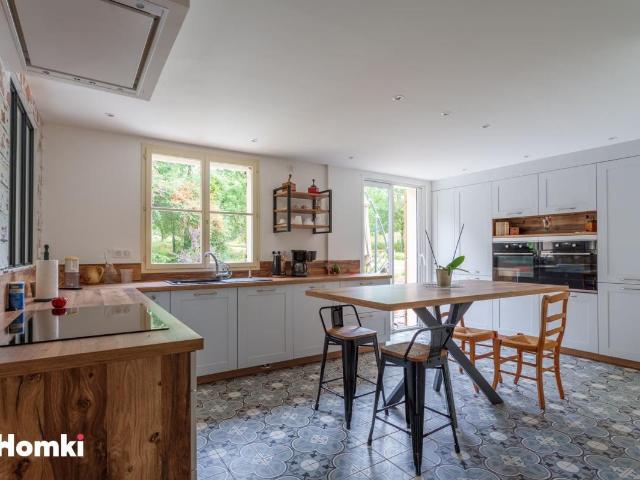 Maison 6 pièces 158 m²
