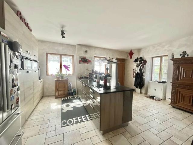Maison 6 pièces 158m²