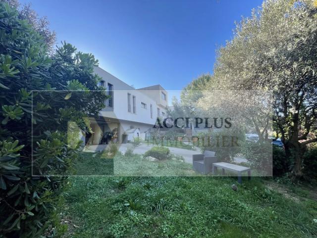 Maison 6 pièces 159 m²