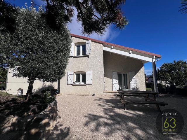 Maison 6 pièces 159 m²