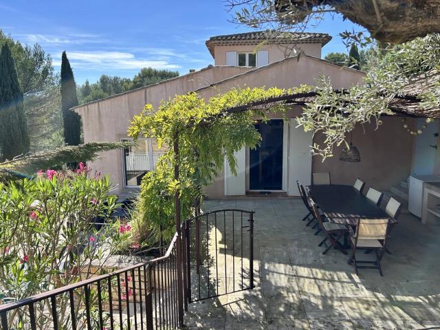 Maison 6 pièces 180 m²