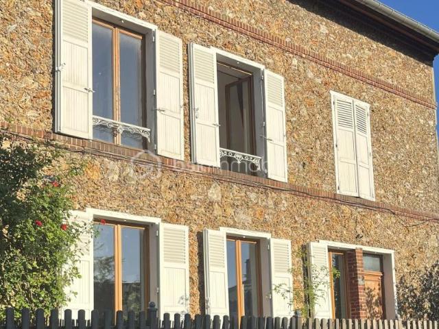 Maison 6 pièces 159 m²