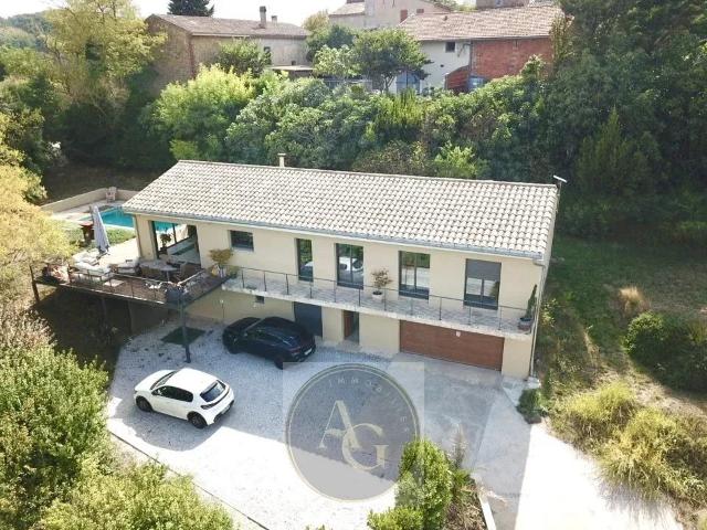 Maison 6 pièces 159 m²