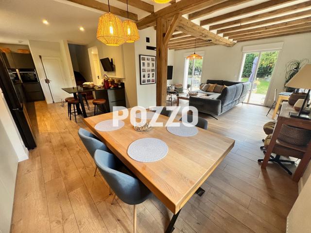 Maison 6 pièces 150 m2 + 30m2 d'annexes