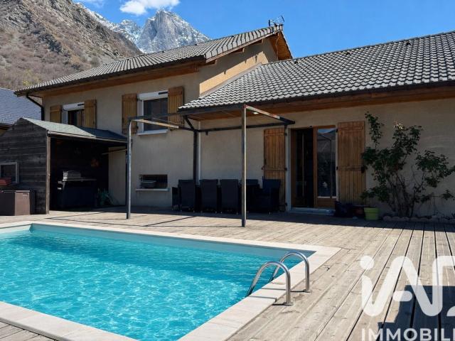 Maison 6 pièces 150 m²