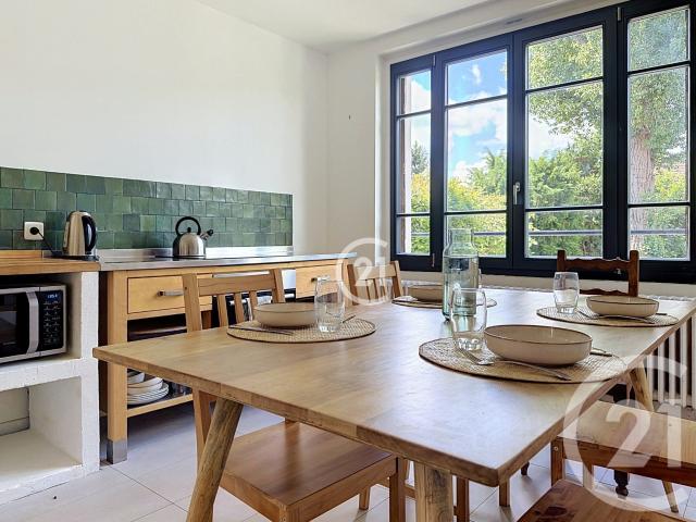 Maison 6 pièces 150 m²