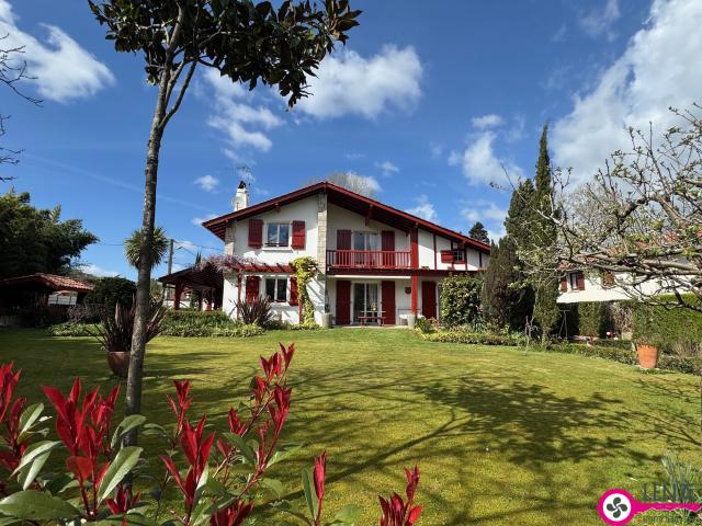 Maison 6 pièces 150 m²