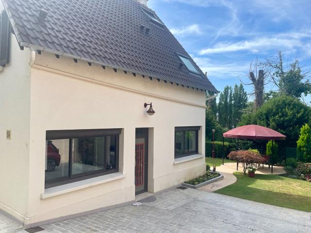 Maison 6 pièces 150 m²