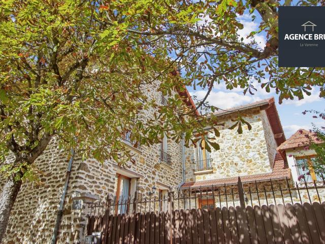 Maison 6 pièces 150 m²