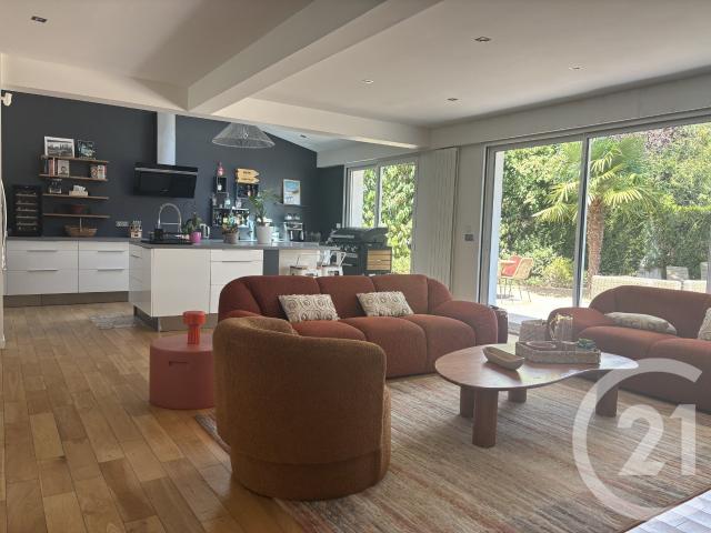 Maison 6 pièces 150 m²