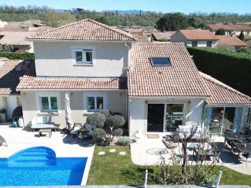 Maison 6 pièces 150 m²