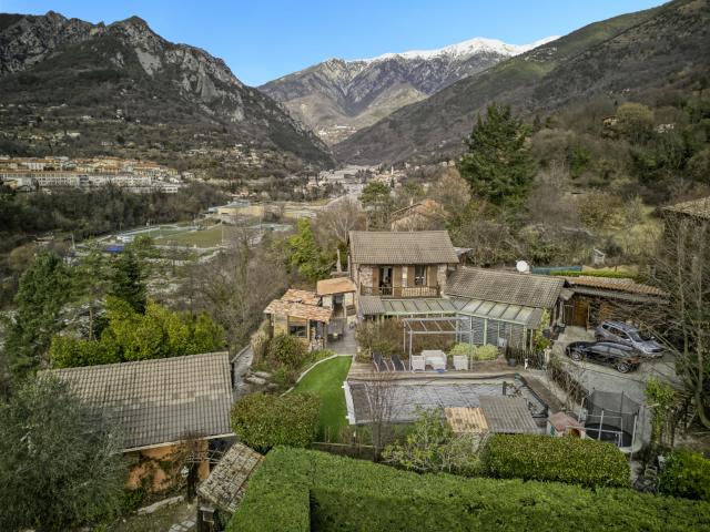 Maison 6 pièces 150 m²