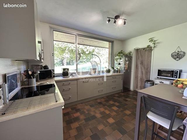 Maison 6 pièces 150 m²