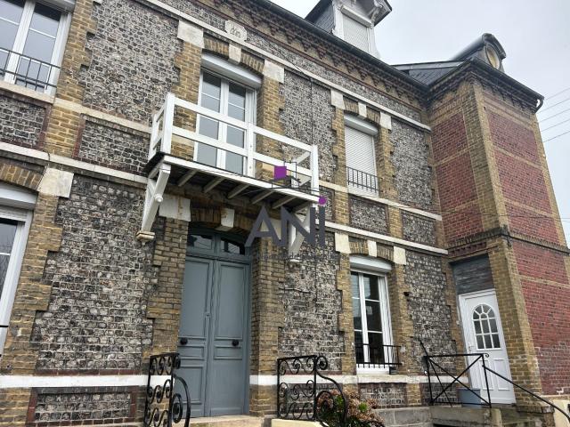 Maison 6 pièces 148 m²
