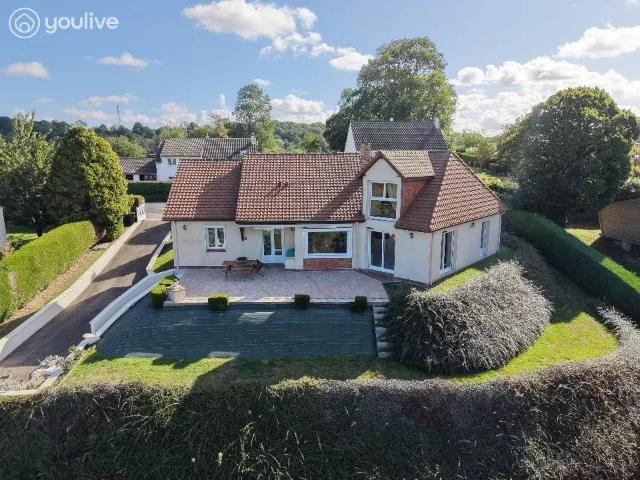 Maison 6 pièces 150 m²