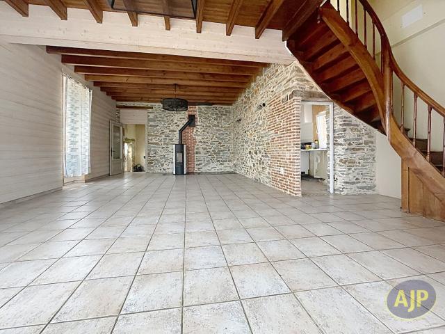 Maison 6 pièces 150 m²