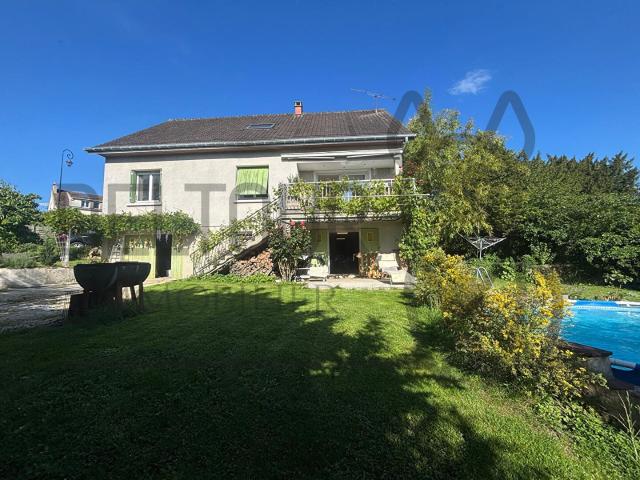 Maison 6 pièces 150 m²