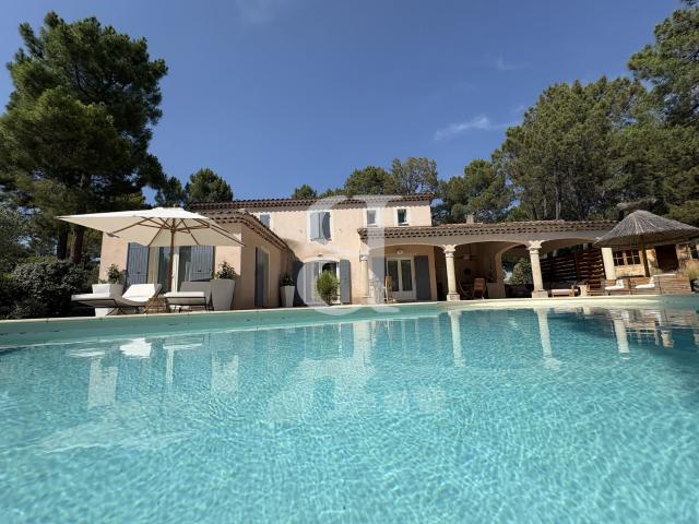 Maison 6 pièces 150 m²