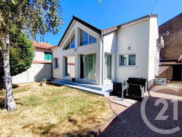 Maison 6 pièces 153 m²