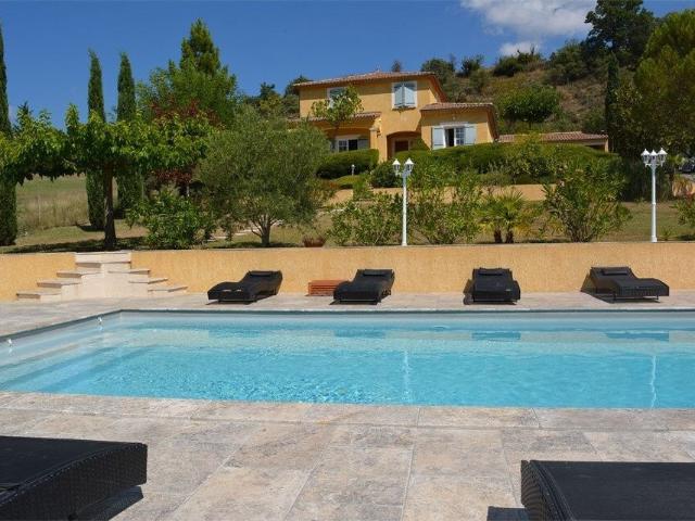 Maison 6 pièces, 150 m² à louer à Saint Maurice d'Ardèche 07200