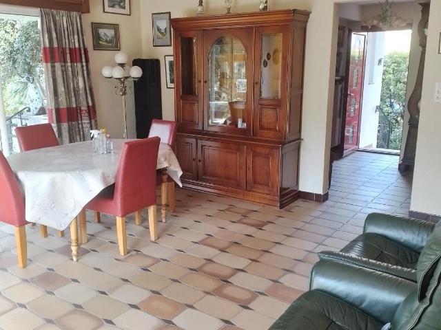 Maison 6 pièces 151 m²