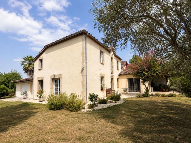 Maison 6 pièces 151 m²