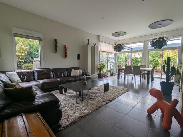 Maison 6 pièces 151 m²