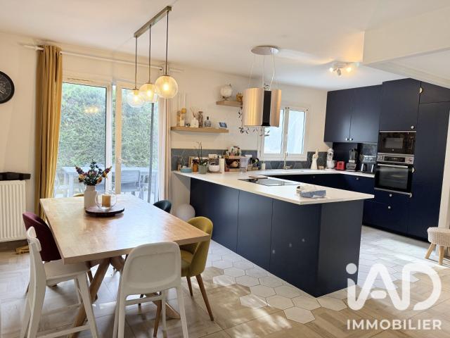 Maison 6 pièces 151 m²