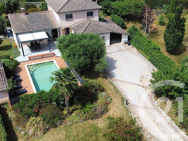 Maison 6 pièces 151 m²