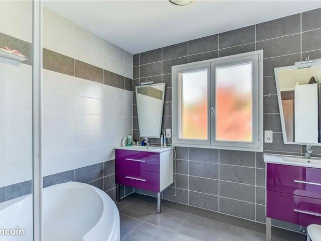 Maison 6 pièces 151 m²