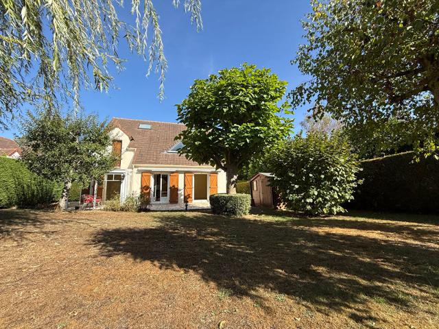 Maison 6 pièces 151 m²