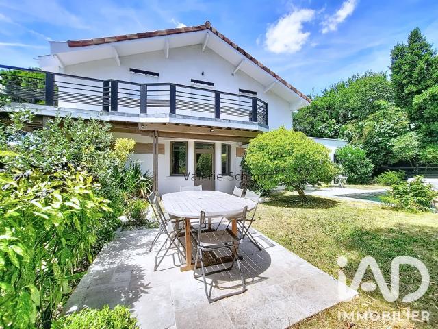 Maison 6 pièces 151 m²