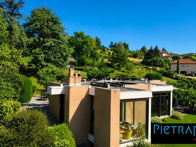 Maison 6 pièces 151 m²