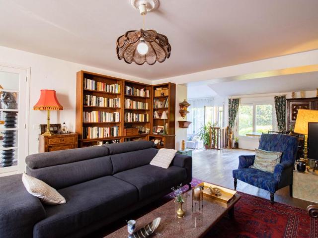 Maison 6 pièces 151 m²