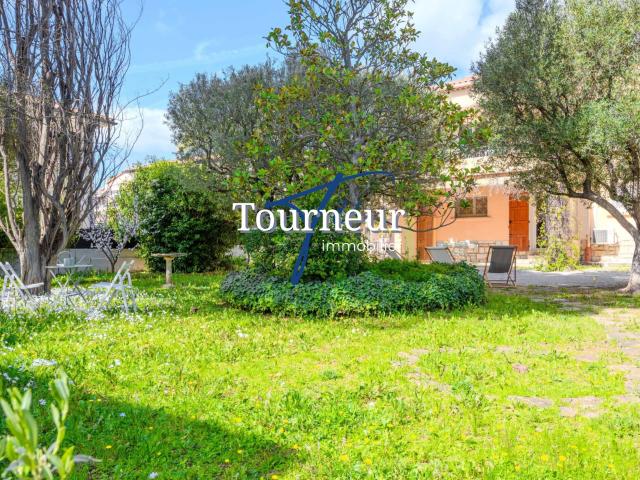 Maison 6 pièces 151 m²