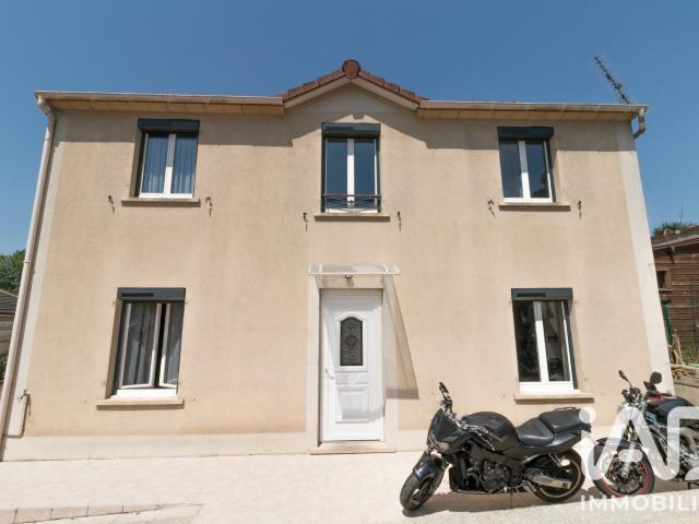 Maison 6 pièces 151 m²