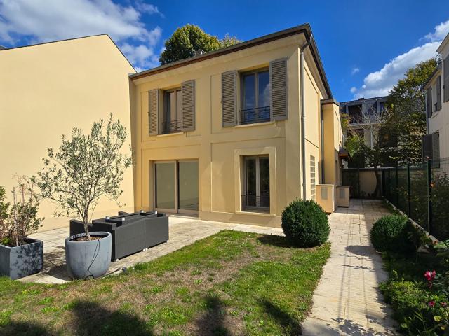 Maison 6 pièces 151 m²