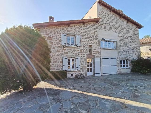 Maison 6 pièces 151 m²