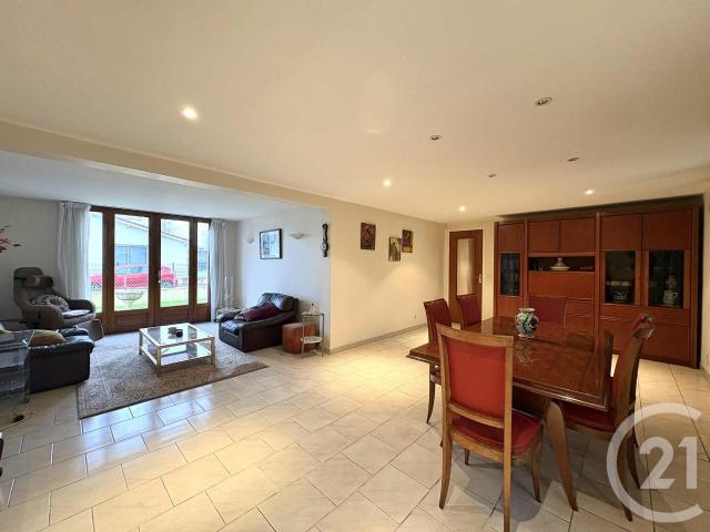 Maison 6 pièces 151 m²