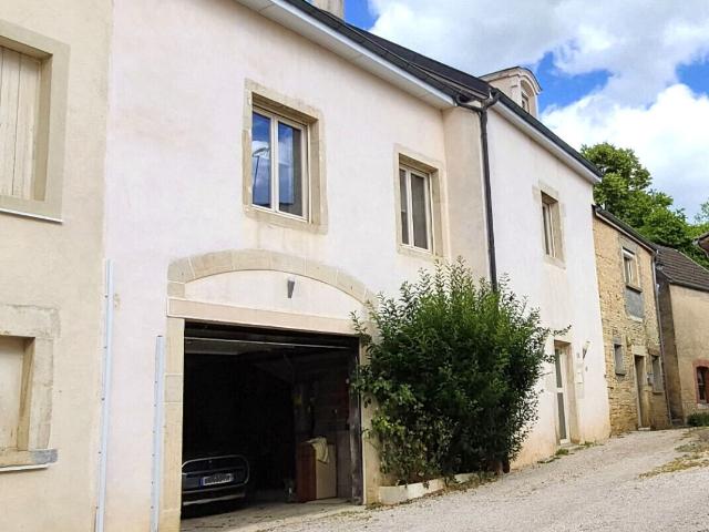 Maison 6 pièces 151 m²