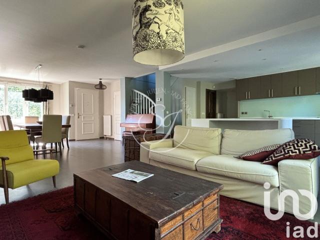 Maison 6 pièces 151 m²
