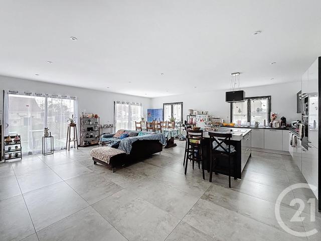 Maison 6 pièces 151 m²